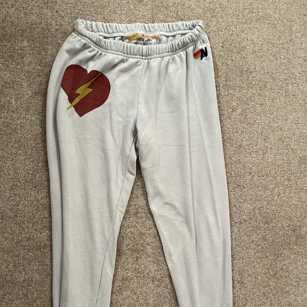 Aviator Nation Sweats/Joggers Size L: Faded White with Red Heart Lightning Bolt
